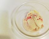 A picture of step 4 of Hide and Seak! Gluten-free Cupcakes.
