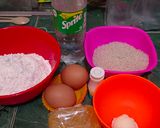 Foto langkah ke 1 dari resep Bolu Kukus Sprite.