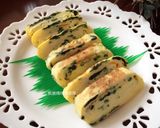 A picture of step 13 of Scallion and Wakame Tamagoyaki.