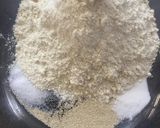 عکس مرحله 1 از دستور کراکر پیازچه