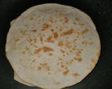 Foto del paso 3 de la receta: Quesadilla de pollo desmenuzado para los niños🤗