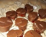 Foto langkah ke 3 dari resep Choco strawberry raisin #StepByStep #KamisManis.