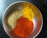A picture of step 2 of Meen vattichatu.