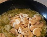 Foto del paso 2 de la receta Hojaldre de gambas y champiñones
