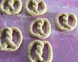 Foto langkah ke 4 dari resep PRETZEL ala Firda.