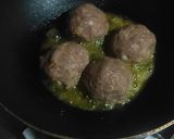 Foto langkah ke 7 dari resep Homemade Japanese Hambuga Steak.