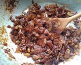 A picture of step 1 of Indonéský Guláš - beef goulash with coconut milk.