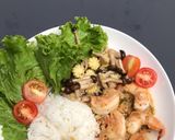 รูปขั้นตอนการทำที่ 9 ของ กุ้งผัดพริกขี้หนู🍤🌶🧄🥬