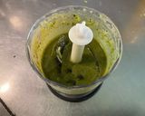 Une image de l'étape 7 de Sauce salade à la coriandre, framboise et oignon rouge.