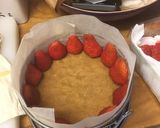 Foto del passaggio 2 della ricetta La Mia CheeseCake variante con le fragole