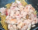 รูปขั้นตอนการทำที่ 5 ของ ไก่คั่วขิง