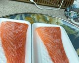 A picture of step 3 of Yeon Eoh Deob Bab(Salmon On Rice), a Borrowed Idea from The Tour of Tastes.