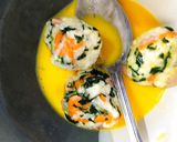 Foto langkah ke 7 dari resep Bola Bola Nasi Sayur Ngumpet.