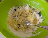 Cukkinis krumplis muffin recept fázis 2 fotója