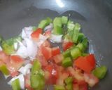 A picture of step 2 of Indian style tandoori mayo masala sandwich.