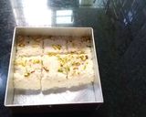 नारळाची वडी (naralachi wadi recipe in marathi) रेसिपी स्टेप 4 फोटो 