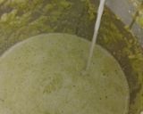 A picture of step 4 of Broccoli Almonds Soup.