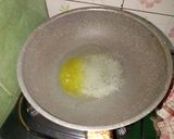 Foto langkah ke 1 dari resep Rosti with Sunny Side Up Egg.