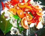 Foto langkah ke 4 dari resep Tumis Kikil Pedas Manis.