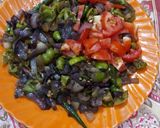A picture of step 2 of Chicken bhuna capsicum.