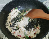 Foto langkah ke 3 dari resep Udang goreng mentega cereal /Cereal butter prawn.