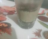 A picture of step 3 of Oreo shots.