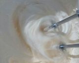 Foto langkah ke 3 dari resep Bolu kukus mekar maises (lengkap gambar dan tips nya).