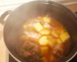 Foto del paso 2 de la receta: Guisado de pollo en reducción de vino y soja