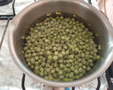 Foto del paso 2 de la receta: Puré de guisantes con menta y filete de hamburguesa