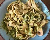 Teljes kiőrlésű Pesztós tagliatelle recept fázis 11 fotója