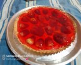 Foto del paso 5 de la receta: Tarta de frutilla con crema y gelatina♡