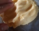 Foto del paso 2 de la receta: Alfajores sablee (bañados en chocolate, c/ crocante de maní)