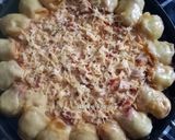 Foto langkah ke 5 dari resep Sausage cheese pizza.