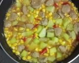 Foto langkah ke 3 dari resep Tumis jagung bakso dan labu siam.