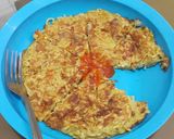 Foto langkah ke 8 dari resep Omelet mie keju.