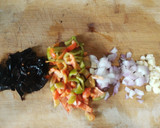 Foto del paso 1 de la receta: Albóndigas de picadillo de res en salsa