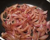 Foto del paso 2 de la receta: Guisantes con cebolla y huevo