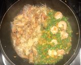 Foto langkah ke 4 dari resep Tumis udang kecap #mpasi16bulan baby Revan.