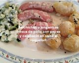 Foto del paso 13 de la receta: Salchichas o Longanizas Frescas de Pollo con Papas y Calabacín en Salsa al Roquefort