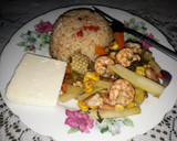 Foto del paso 5 de la receta: Camarones en primavera y arroz ala playa....🇸🇻