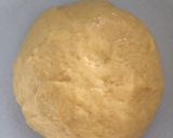 A picture of step 2 of Roti Canai.