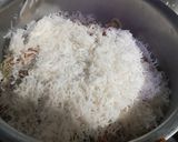 A picture of step 9 of Singaporean rice.
