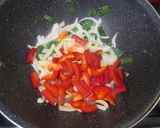 Kínai wokos 🍳 csirkemell 🍗 zöldségekkel 🥦🌶️ recept fázis 5 fotója