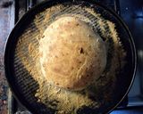 Foto del paso 5 de la receta: Pan casero relleno con cebolla, queso y semillas