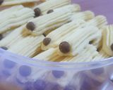 Foto langkah ke 5 dari resep Kue Semprit Susu.