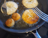 Foto del paso 2 de la receta: Papanasi (Donas de queso dulce)