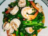 คะน้าฮ่องกงผัดมันกุ้งสด