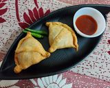 A picture of step 4 of Spiced Onion Potato Stuffed Pastries or Samosa.