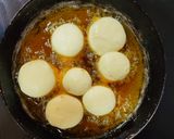 A picture of step 4 of Dahi Bhalla.
