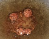 Foto langkah ke 3 dari resep Kacang sembunyi (kulit pangsit).